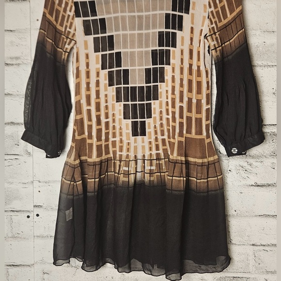 Lindi Sheer Button Front Tunic Blouse Size M - Picture 5 of 12
